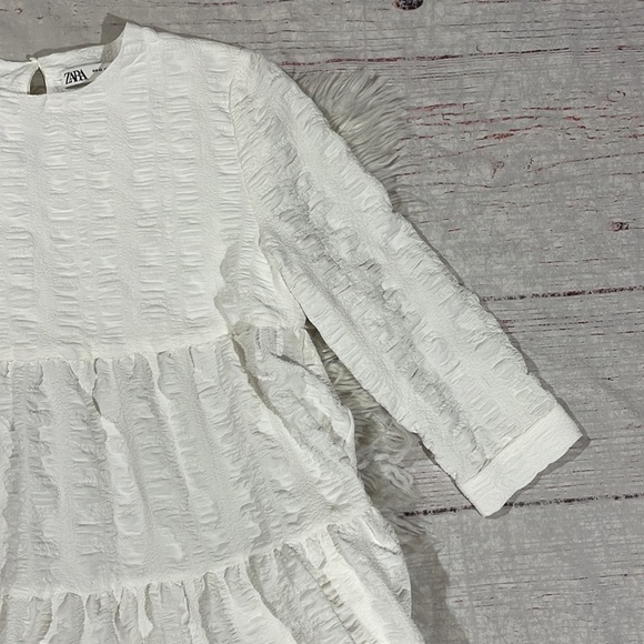 Zara Bloggers Favorite Textured Weave Tiered White Short Dress - Picture 6 of 10
